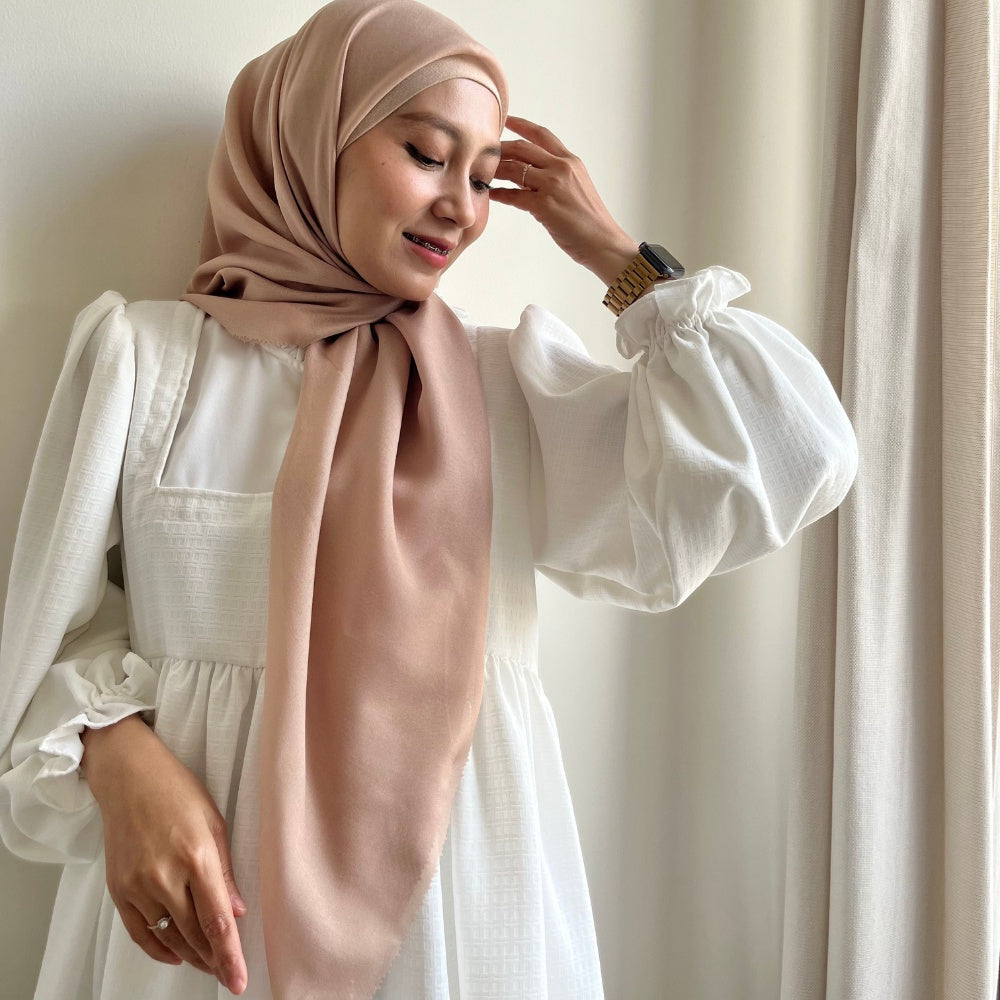 Image of Eclemix Dinara Plain Hijab | Hijab Polos Segiempat Paris Japan Premium